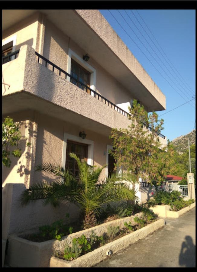 Aparthotel Philoxenia By Kyriakakou à Agia Marina  Extérieur photo