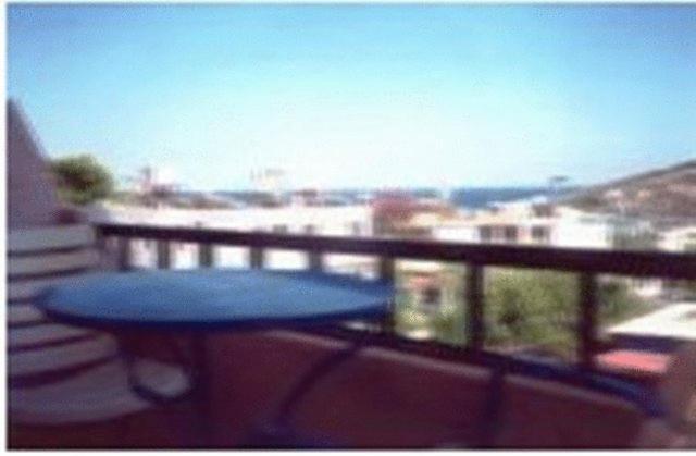 Aparthotel Philoxenia By Kyriakakou à Agia Marina  Extérieur photo